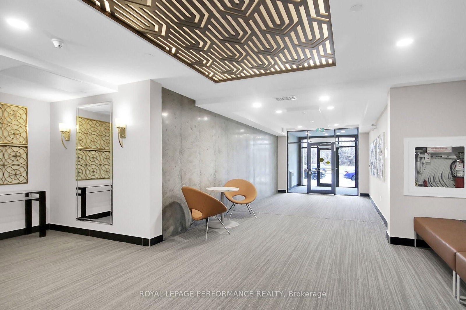 615 Longfields Drive, Unit 408 - Photo 5