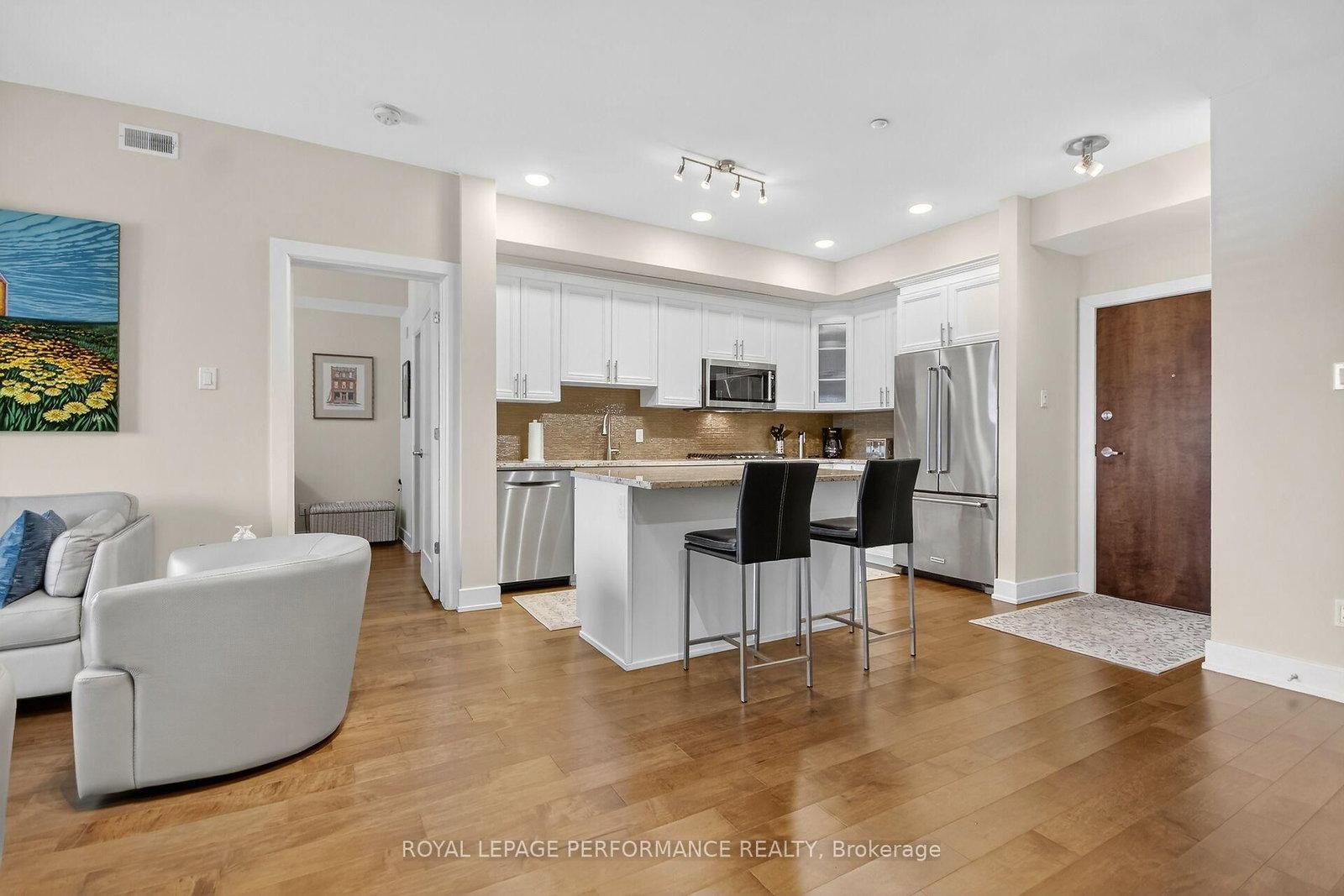 615 Longfields Drive, Unit 408 - Photo 7