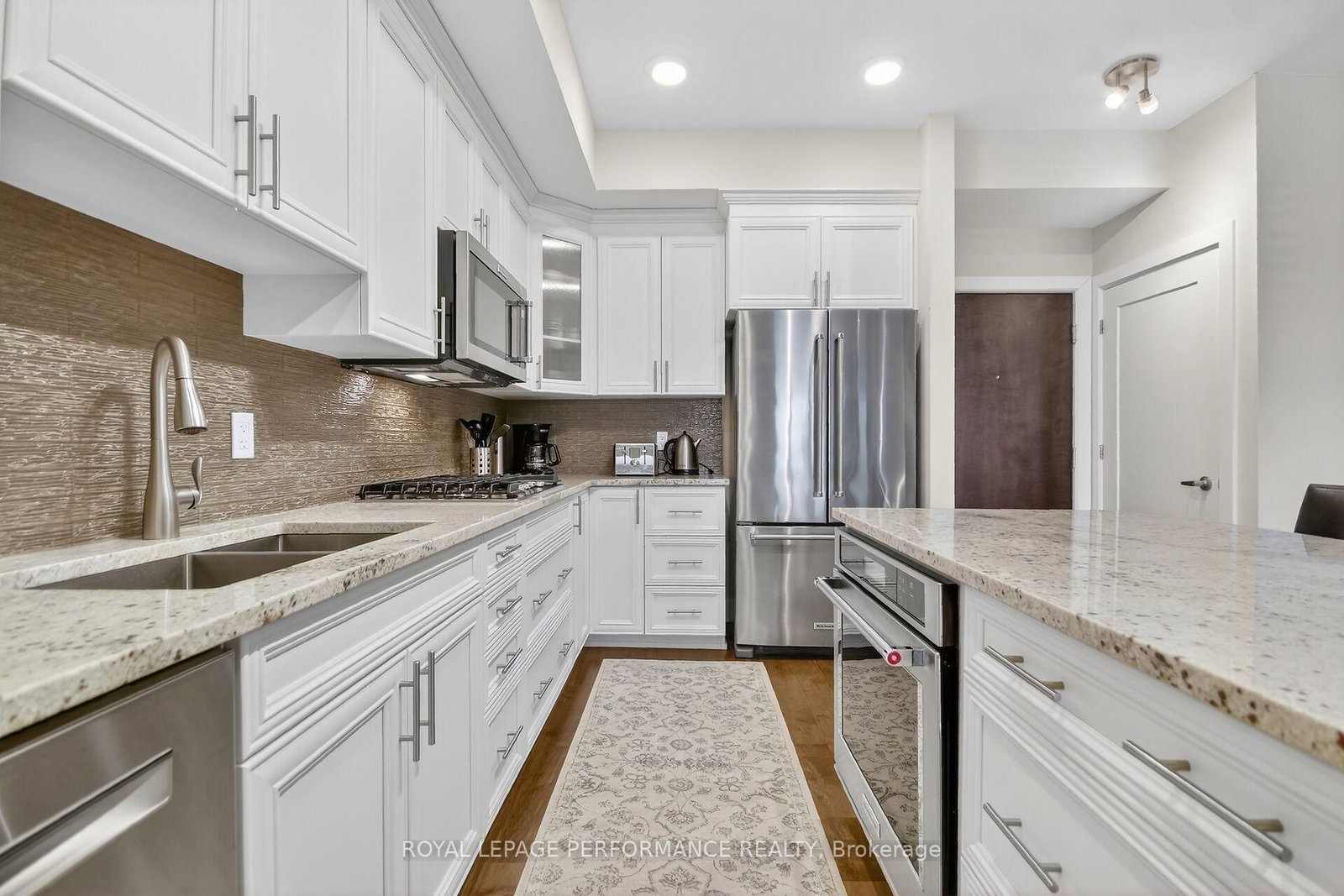 615 Longfields Drive, Unit 408 - Photo 9