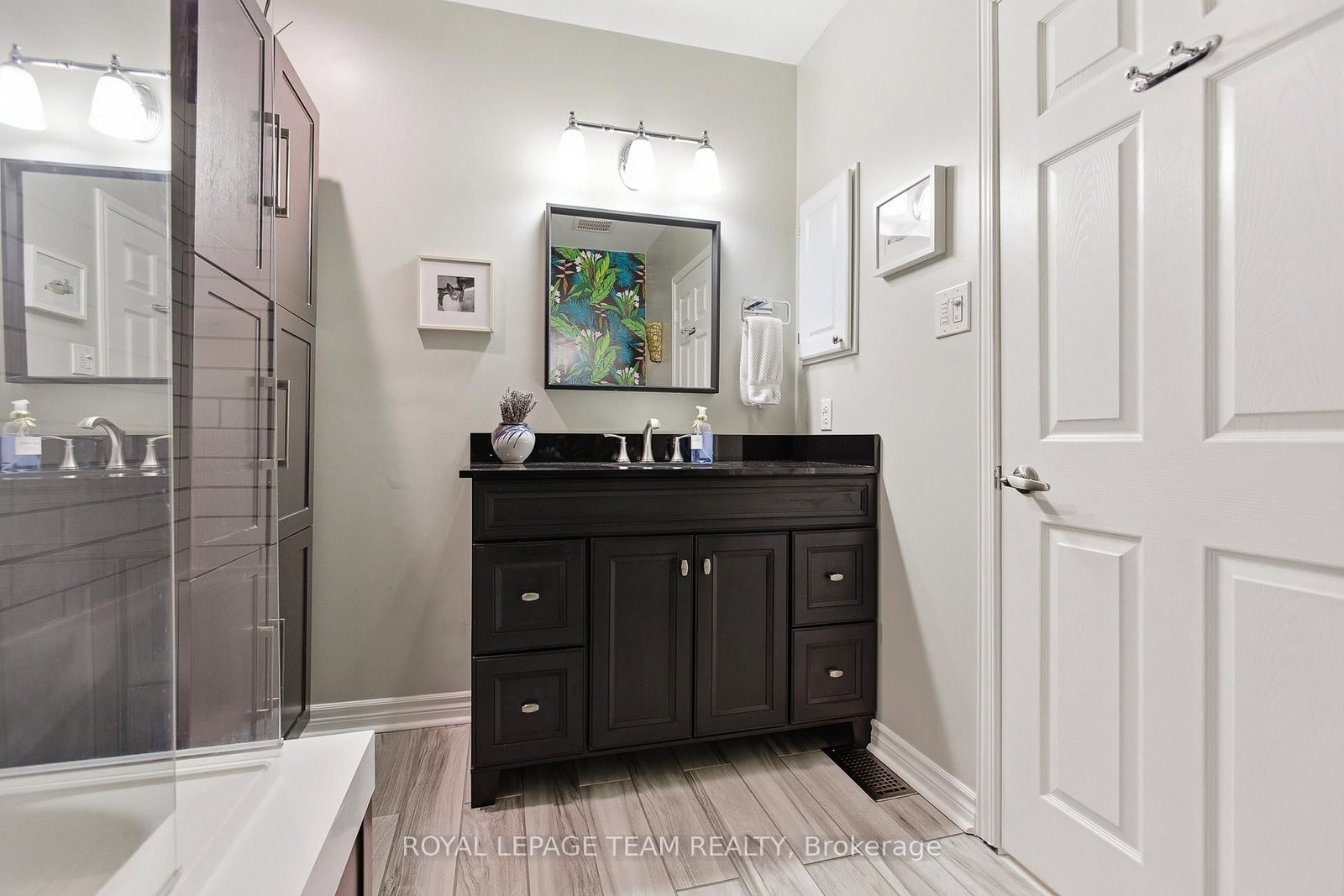 10 CORNERSTONE Private - Photo 20