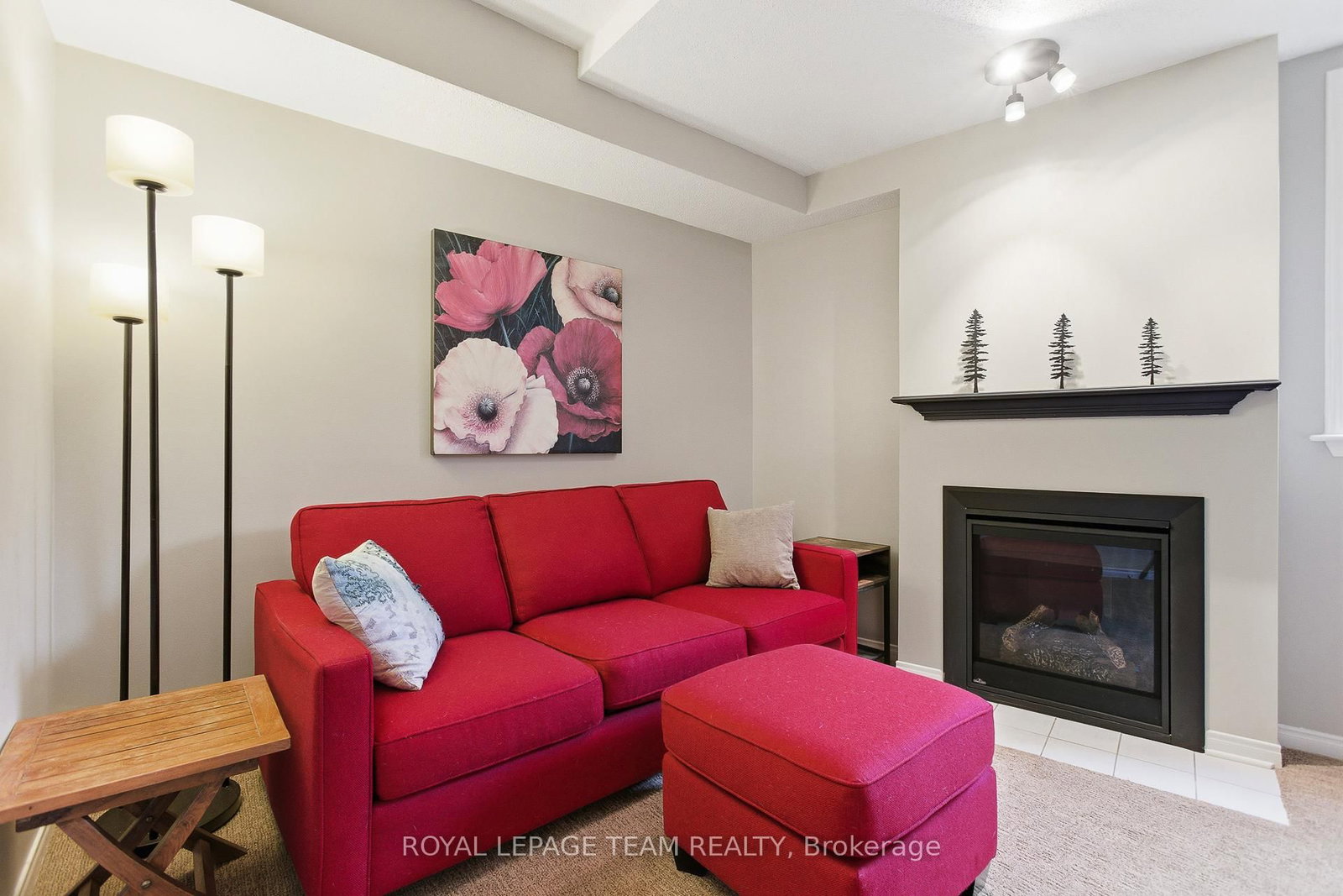 10 CORNERSTONE Private - Photo 24