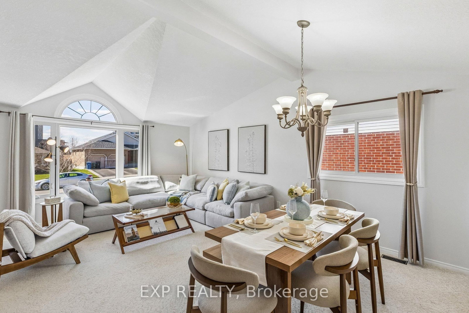 370 Stephanie Drive - Photo 6