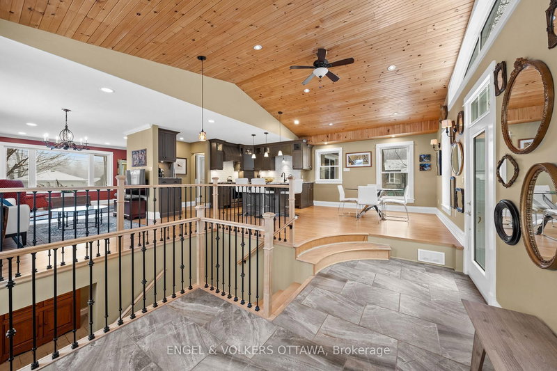 1105 Edward St, Manotick, K4M 1G8 | Image 3