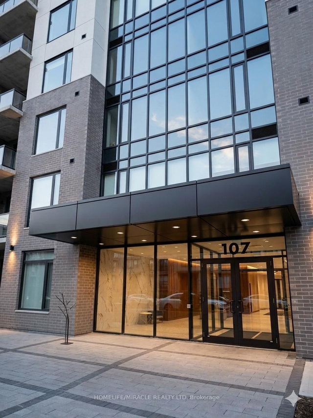 410 - 107 Roger Street