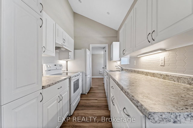 Unit A - 44 West Front Street