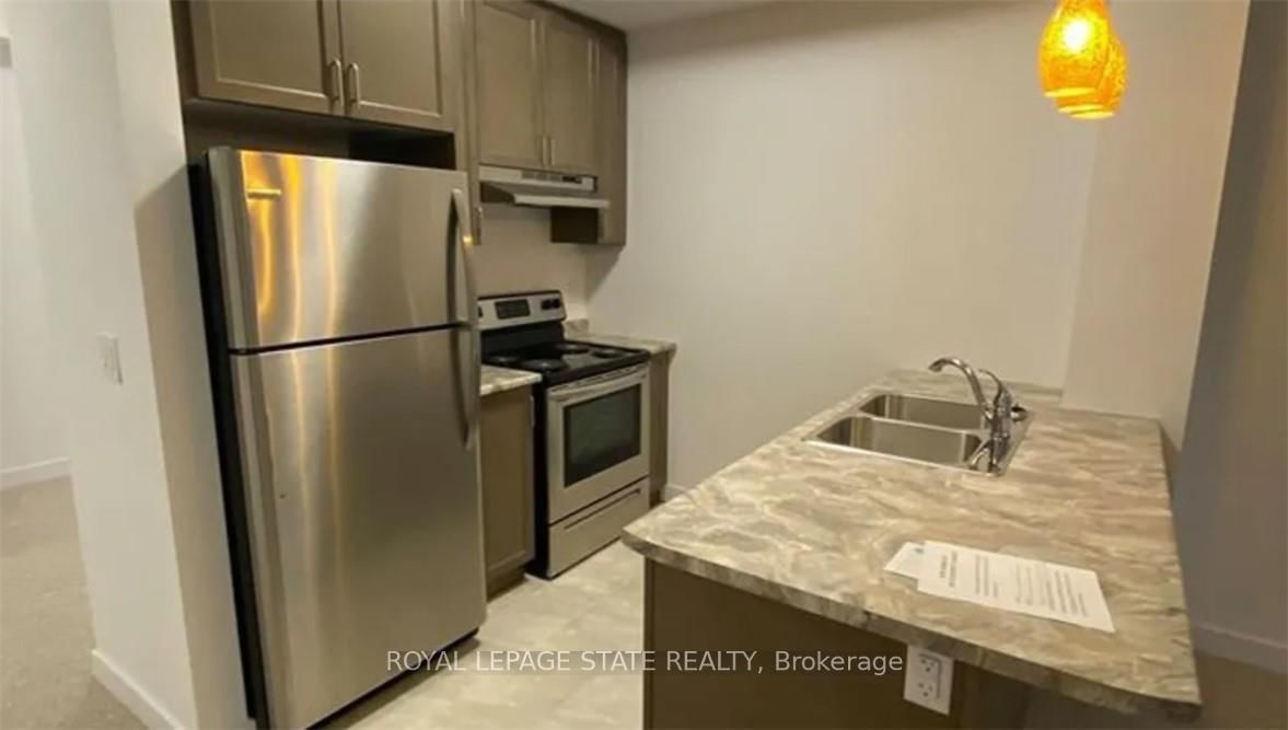 81 Robinson Street, Unit 201 - Photo 17