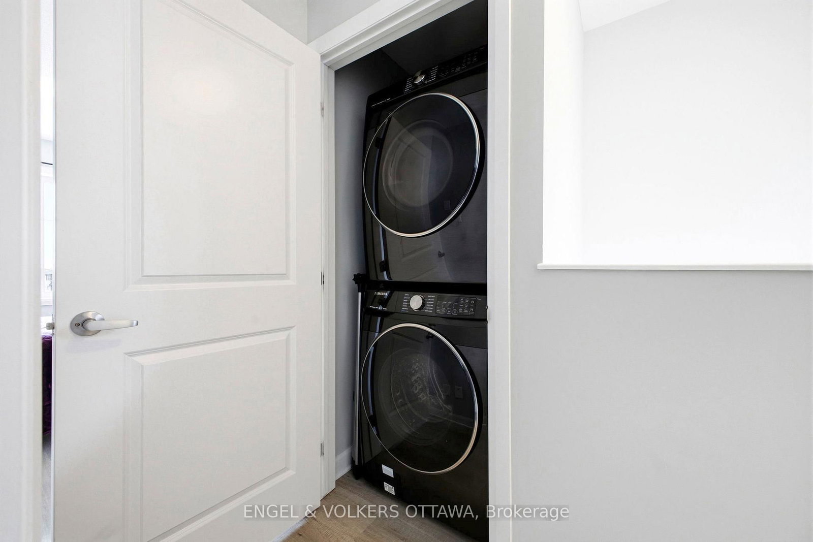 219 Liebe Terrace - Photo 18