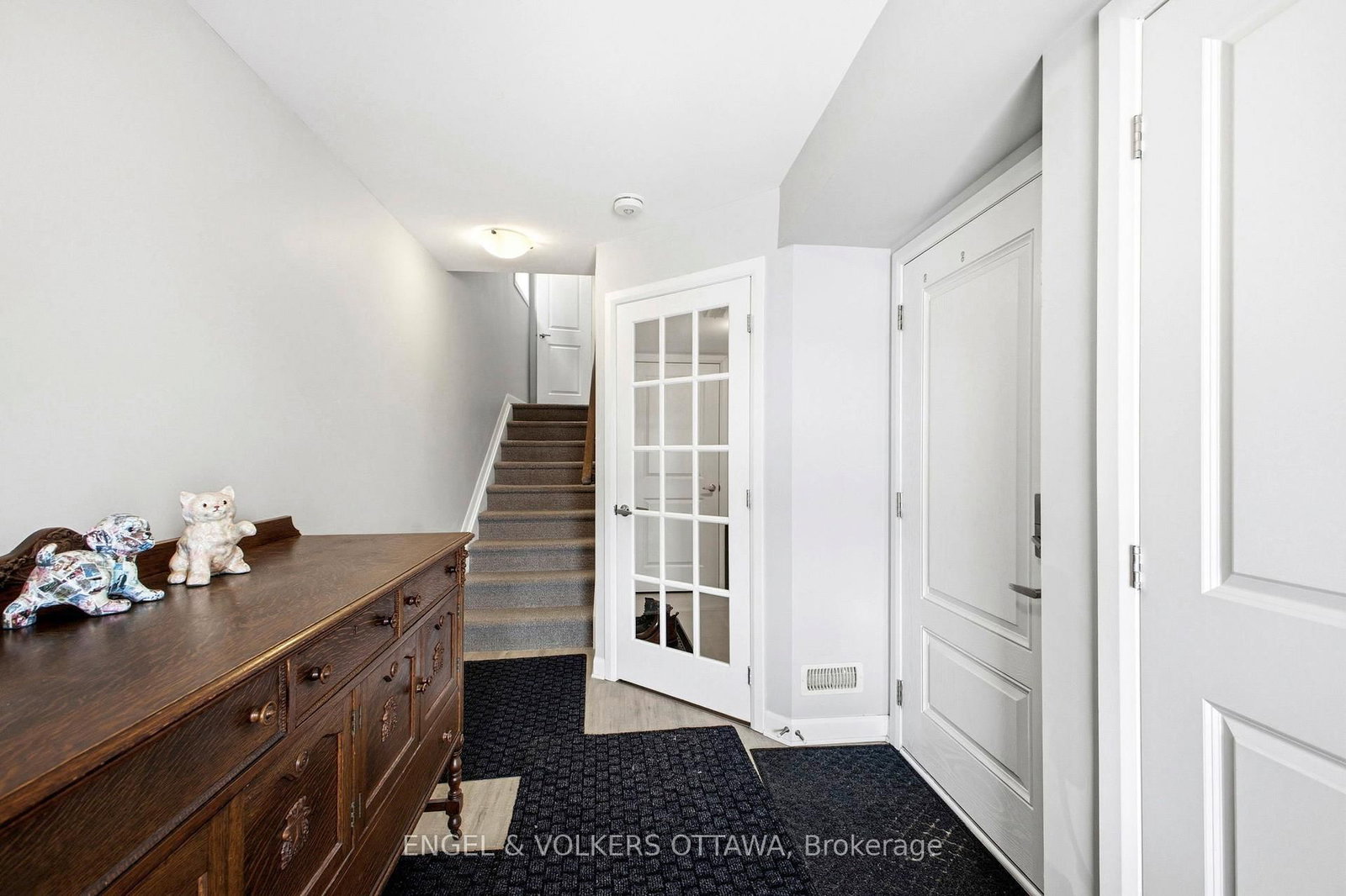 219 Liebe Terrace - Photo 6