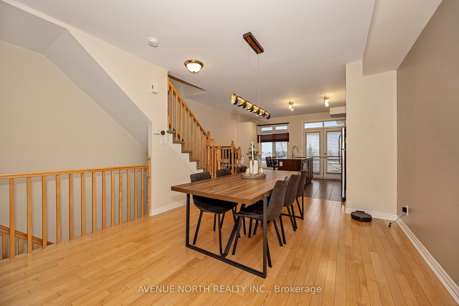 120 Lionel Private - Photo 16