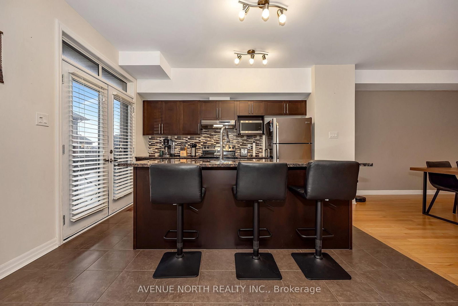 120 Lionel Private - Photo 22