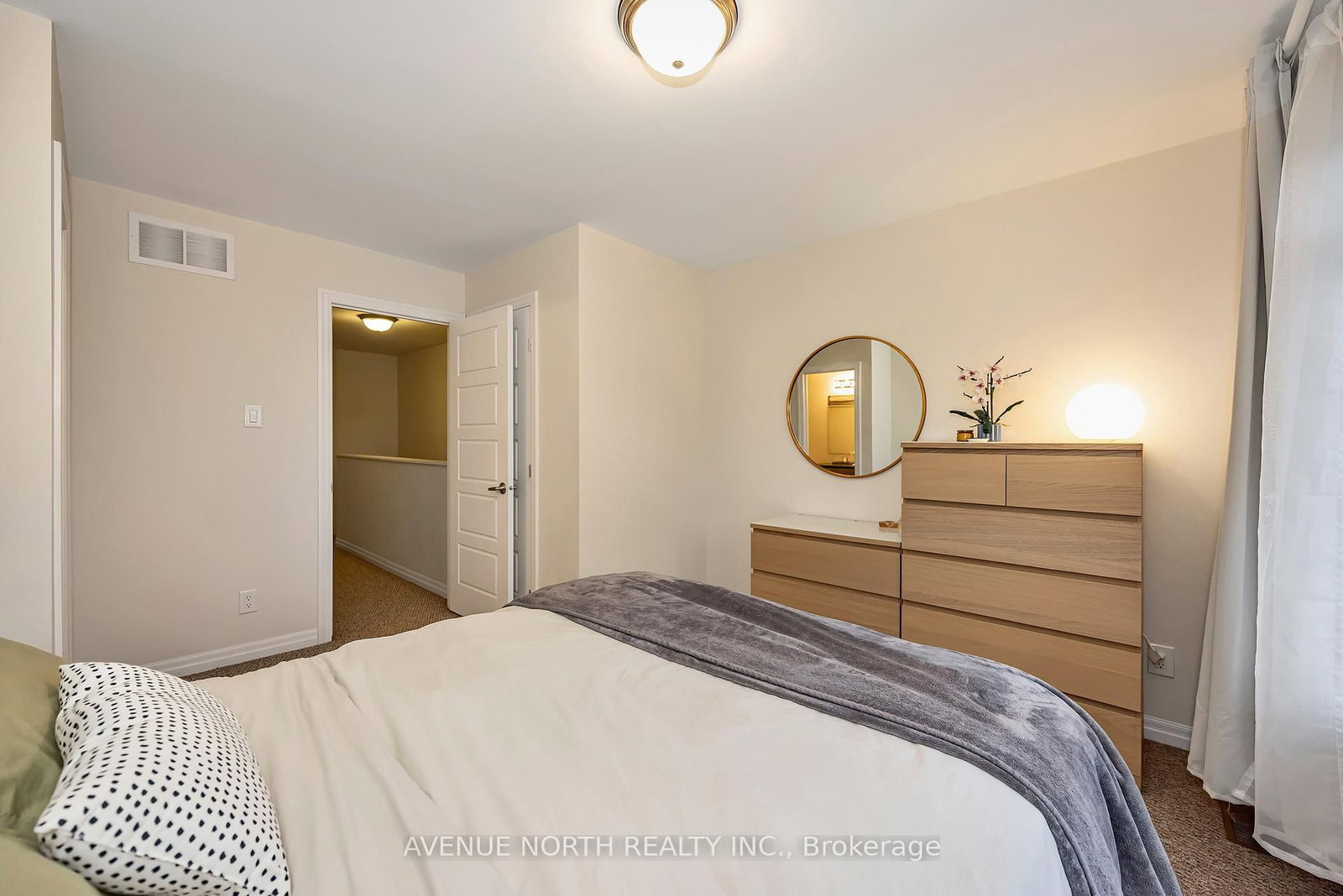 120 Lionel Private - Photo 35