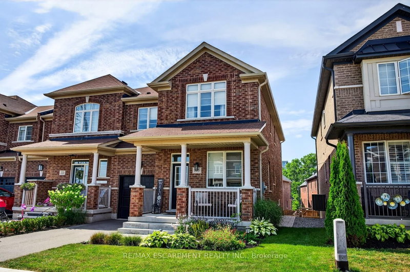 225 Skinner Rd S, Hamilton, L0R 2H1 | Image 2