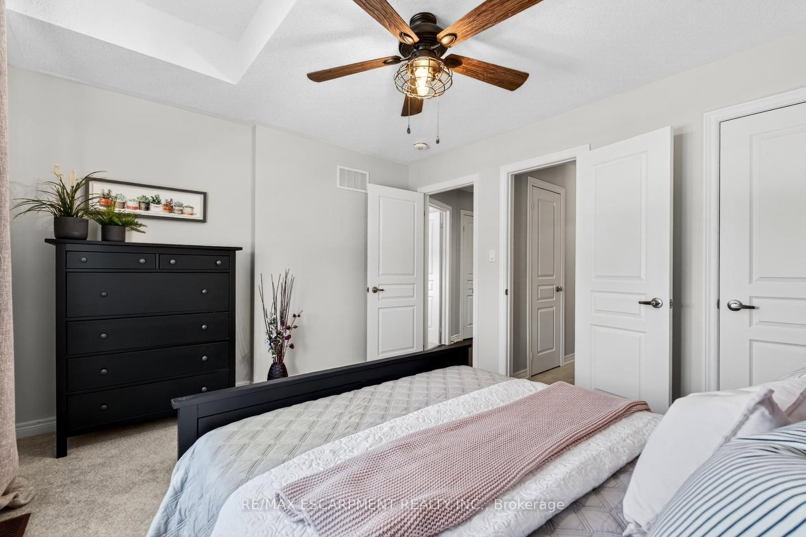 225 Skinner Road S - Photo 28