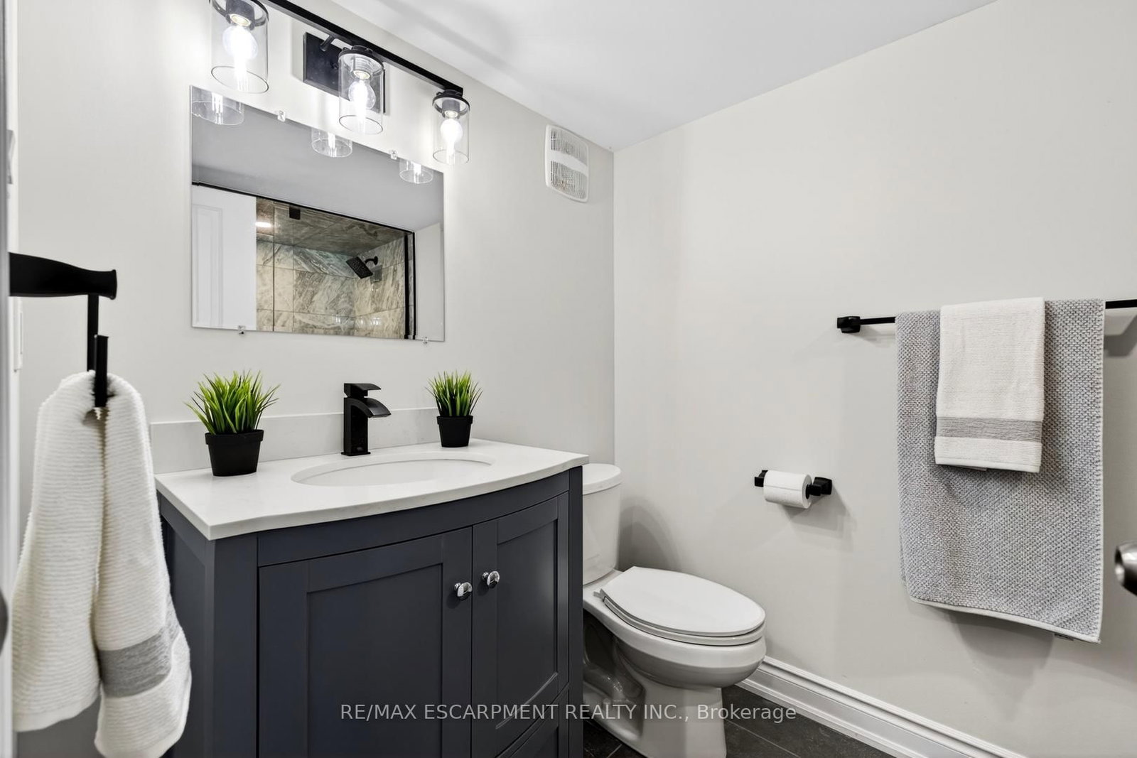 225 Skinner Road S - Photo 41