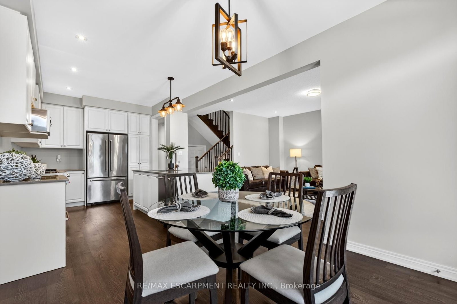 225 Skinner Road S - Photo 9