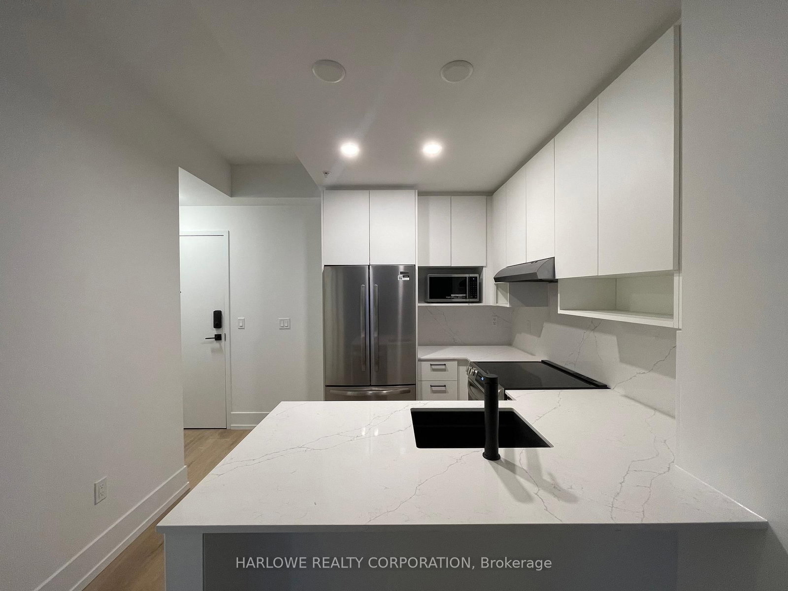 206 King Street W, Unit 705 - Photo 4