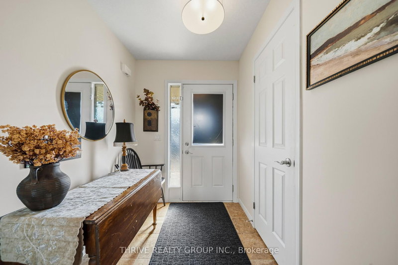 2 - 582 HYDE PARK Rd, London North, N6H 3S1 | Image 2