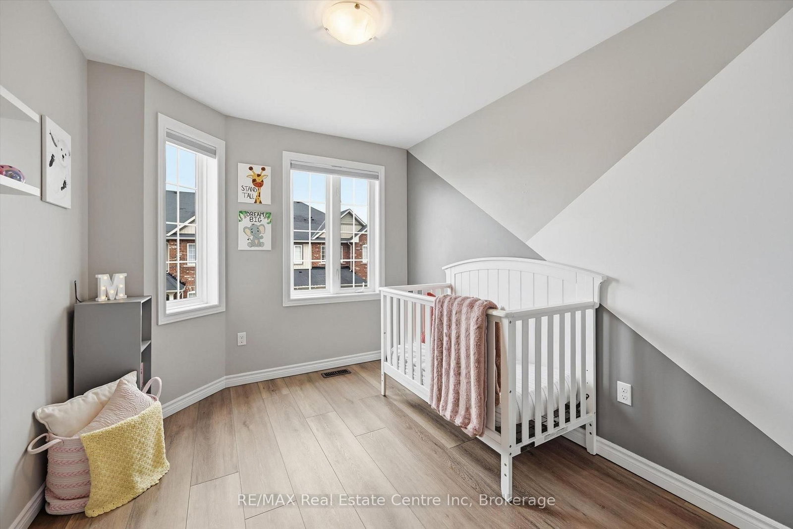 54 Nisbet Boulevard, Unit 24 - Photo 15