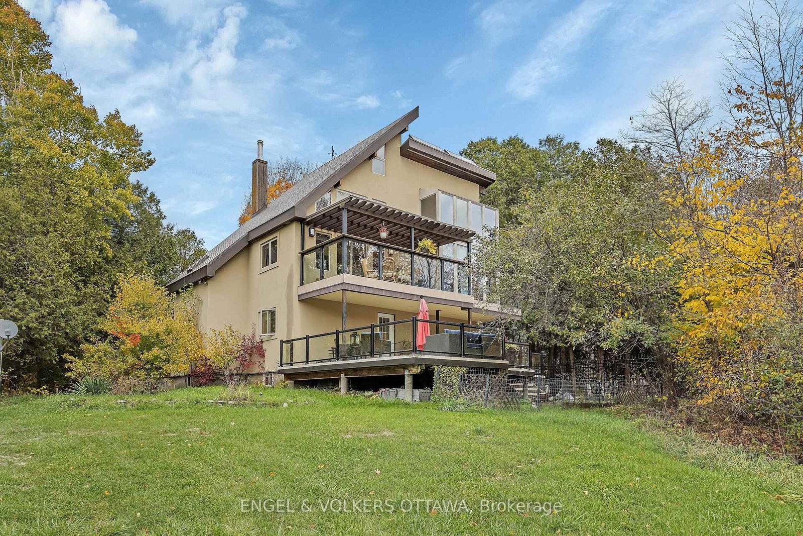 791 Rock Road • North Grenville, ON photo 1