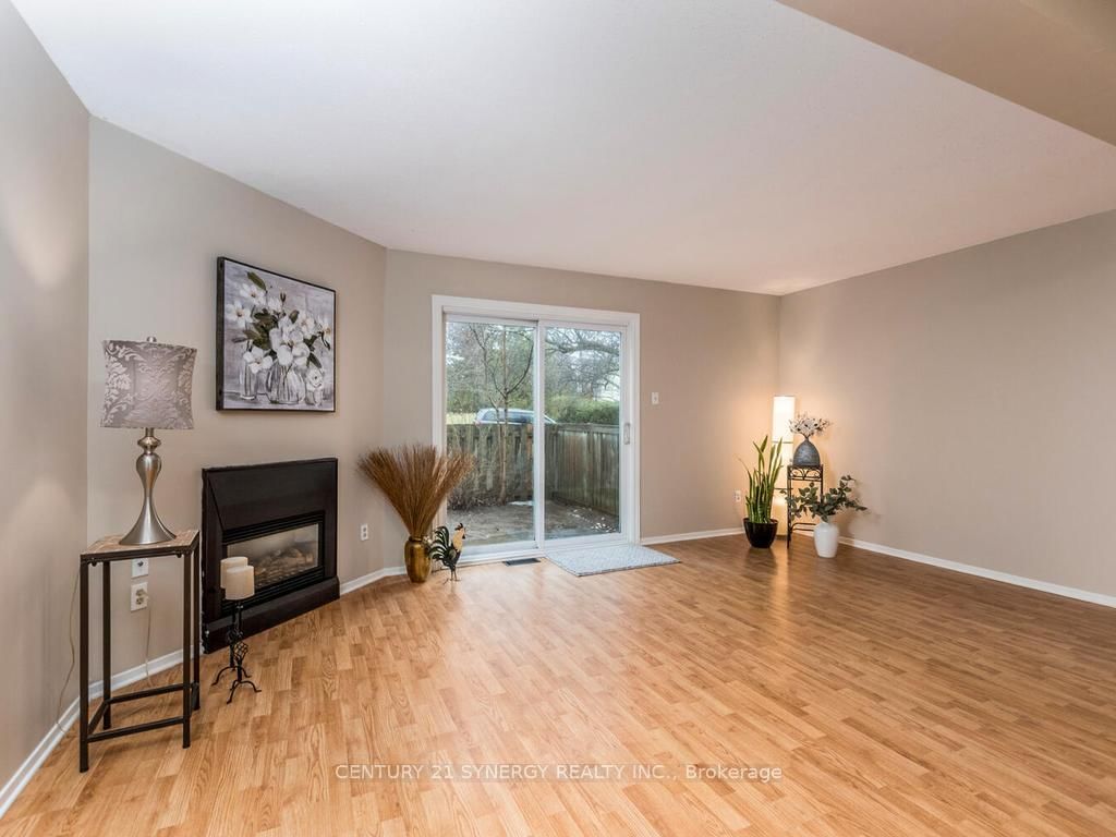 71 Clarkson Crescent, Unit 16 - Photo 5