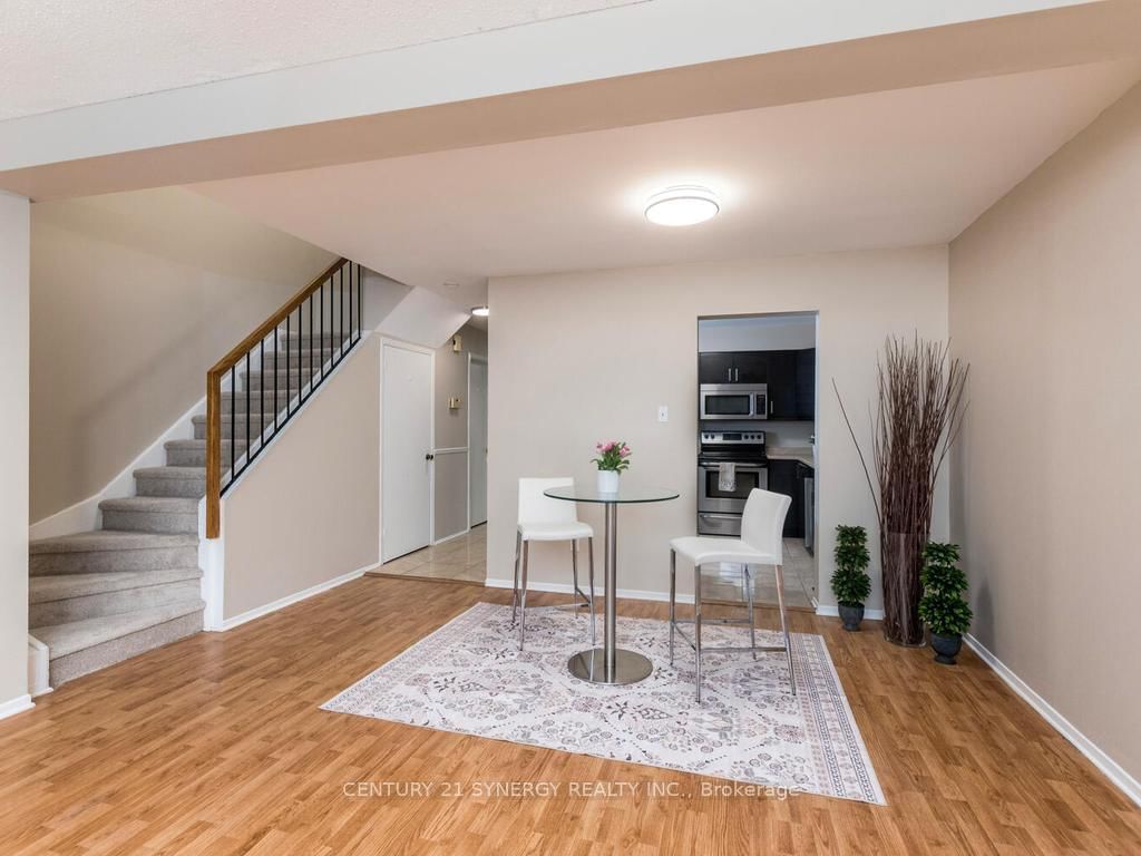 71 Clarkson Crescent, Unit 16 - Photo 9