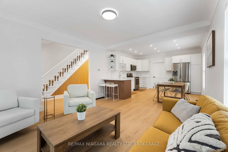 home for sale on 4367 Ontario Street