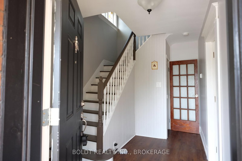 2 - 5029 Fourth Ave, Niagara Falls, L2E 4P5 | Image 3