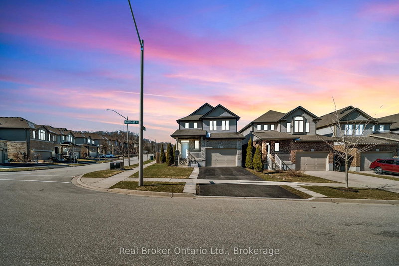 433 Twinleaf St, Waterloo, Ontario