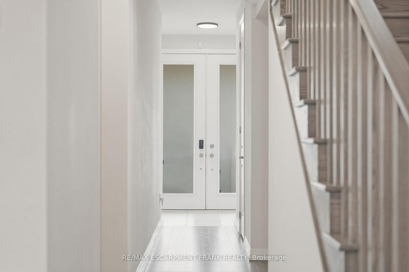 171 Spitfire Dr, Hamilton, L0R 1W0 | Image 3