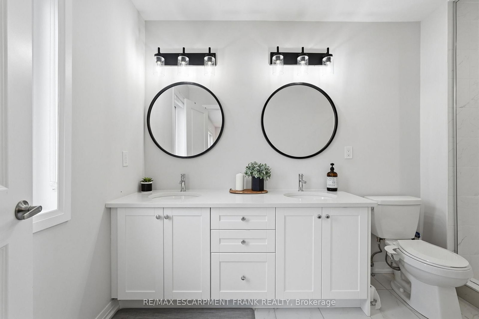 171 Spitfire Drive - Photo 32