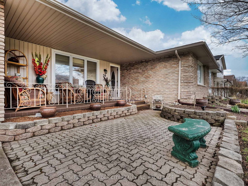 30 Glenview Ave, St. Catharines, L2N 2Z8 | Image 3