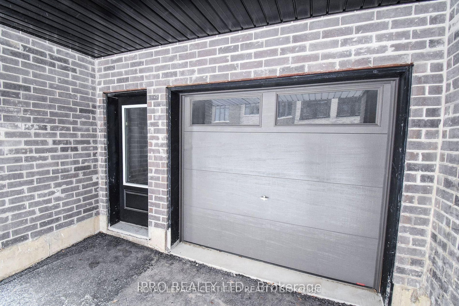 585 Colborne Street E, Unit 404 - Photo 26