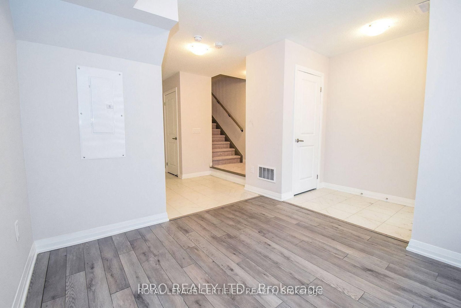 585 Colborne Street E, Unit 404 - Photo 6