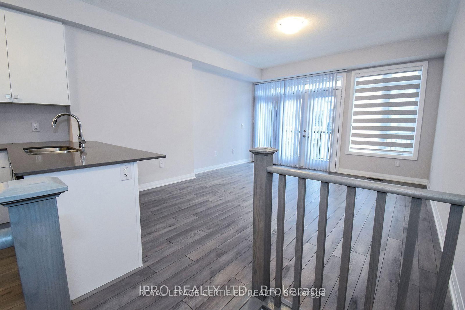 585 Colborne Street E, Unit 404 - Photo 9