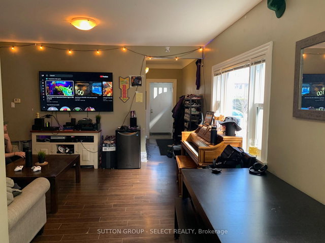 7 Summit Avenue