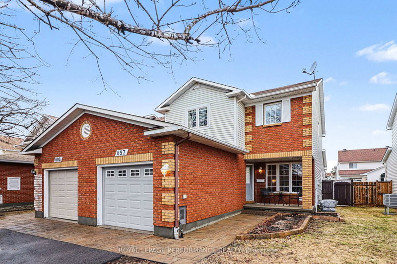 897 Paradise Cres, Ottawa, Ontario