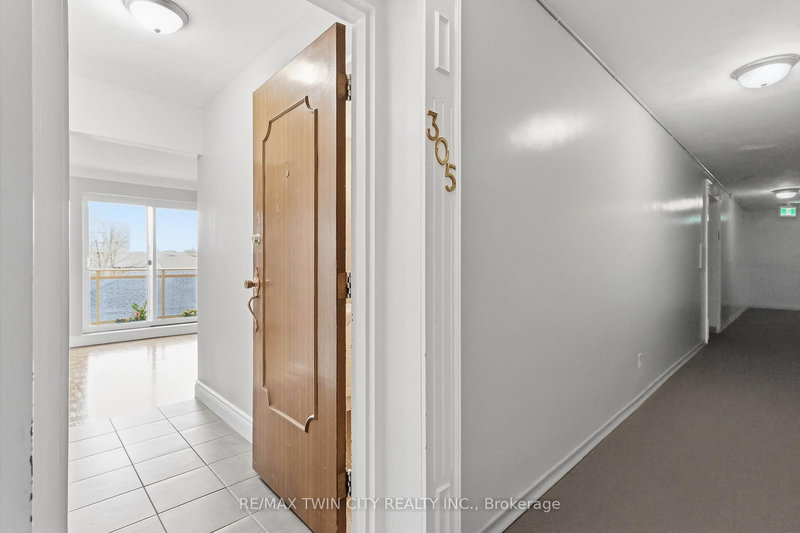 305 - 87 St George St, Brantford, N3R 1V5 | Image 2