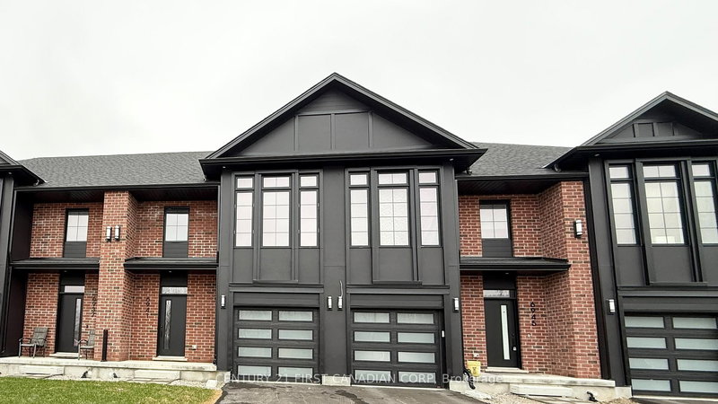 home for lease on 6941 Heathwoods Avenue