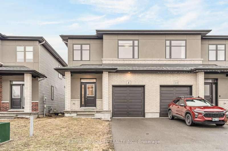 8 TABER St, Carleton Place, K7C 0H2 | Image 2