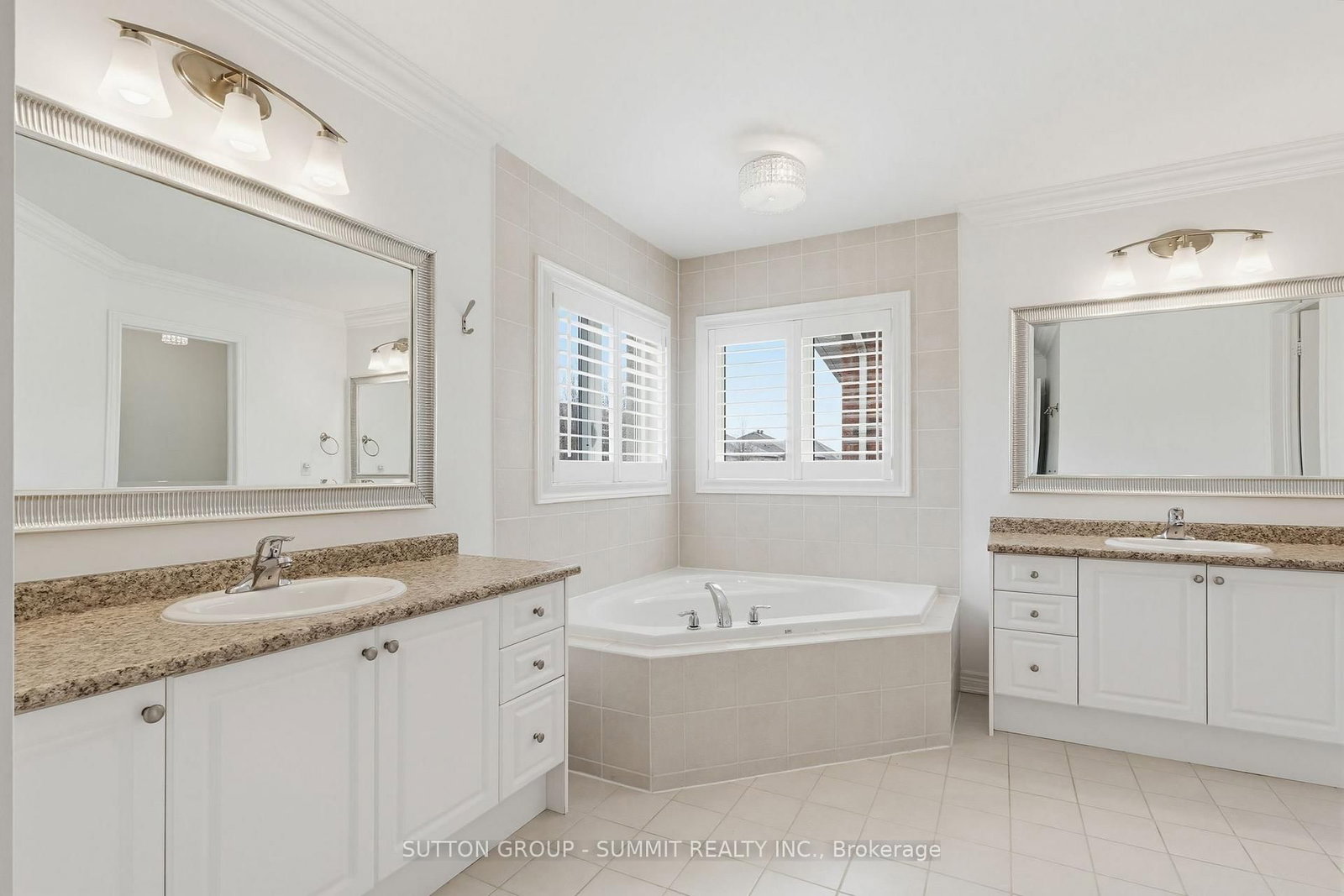 7 Attridge Crescent - Photo 24