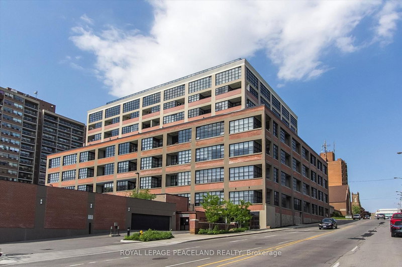 610 - 112 Benton St, Kitchener, N2H 3H6 | Image 2