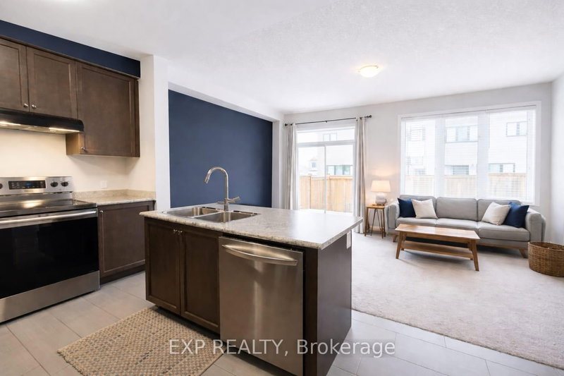 40 Patterson Dr, Haldimand, N3W 0B8 | Image 2