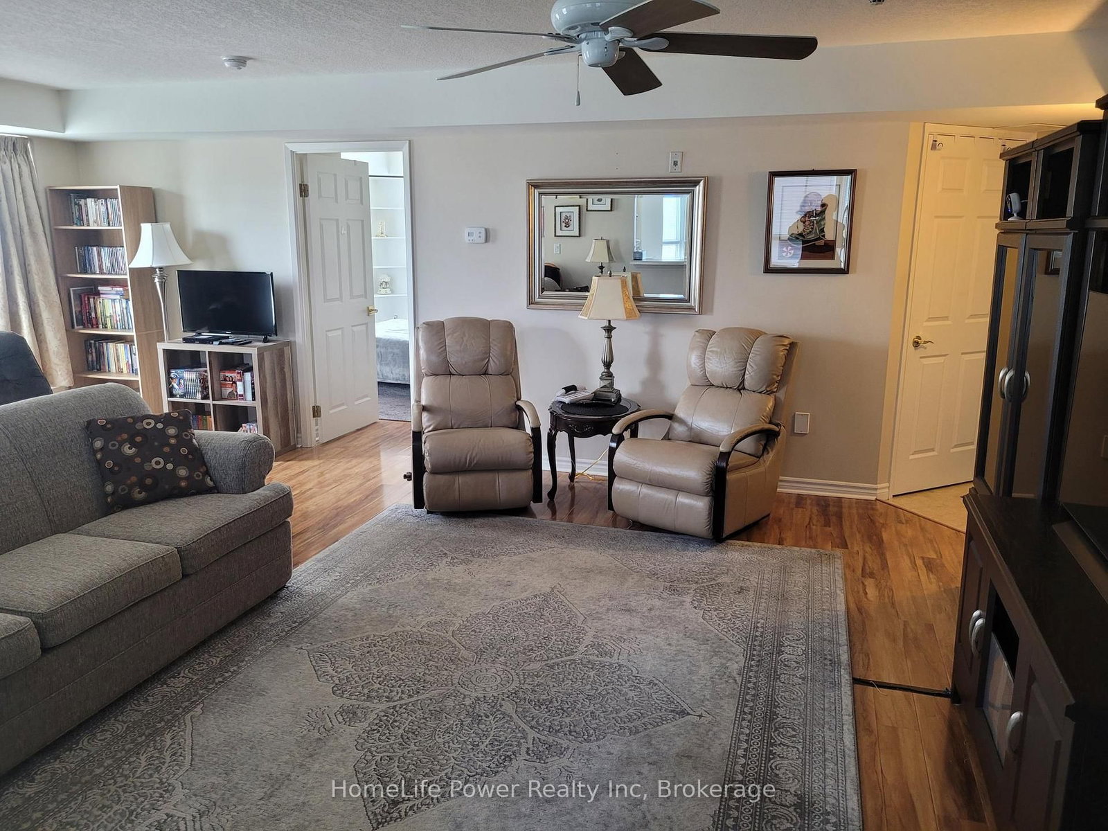 20 ST GEORGE Street, Unit 409 - Photo 23