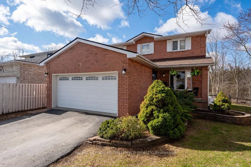 29 Sherwood Crescent