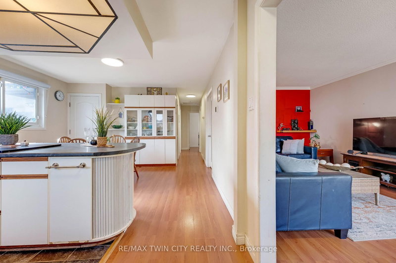 72 St Jerome Cres, Kitchener, N2C 2L2 | Image 3