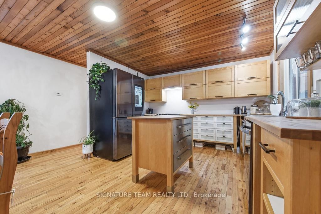 96 Addington Rd. 6 Road • Cloyne, ON photo 6