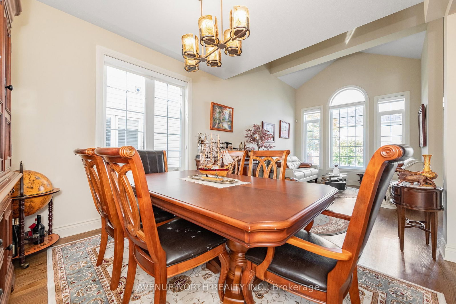 184 Felicity Crescent • Ottawa, ON photo 9