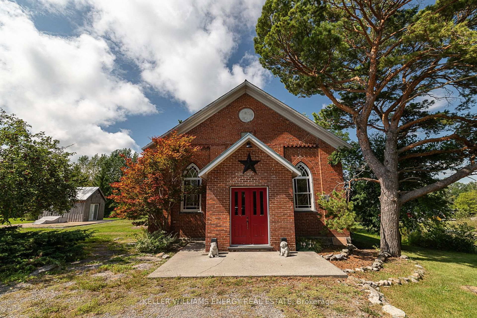 1637 Highway 62 • Prince Edward County, ON photo 2