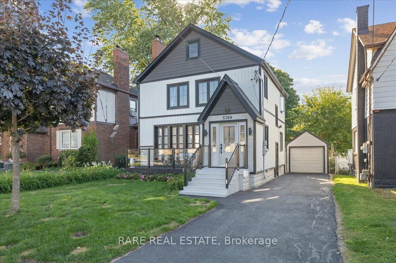 5709 Dorchester Rd, Niagara Falls, Ontario