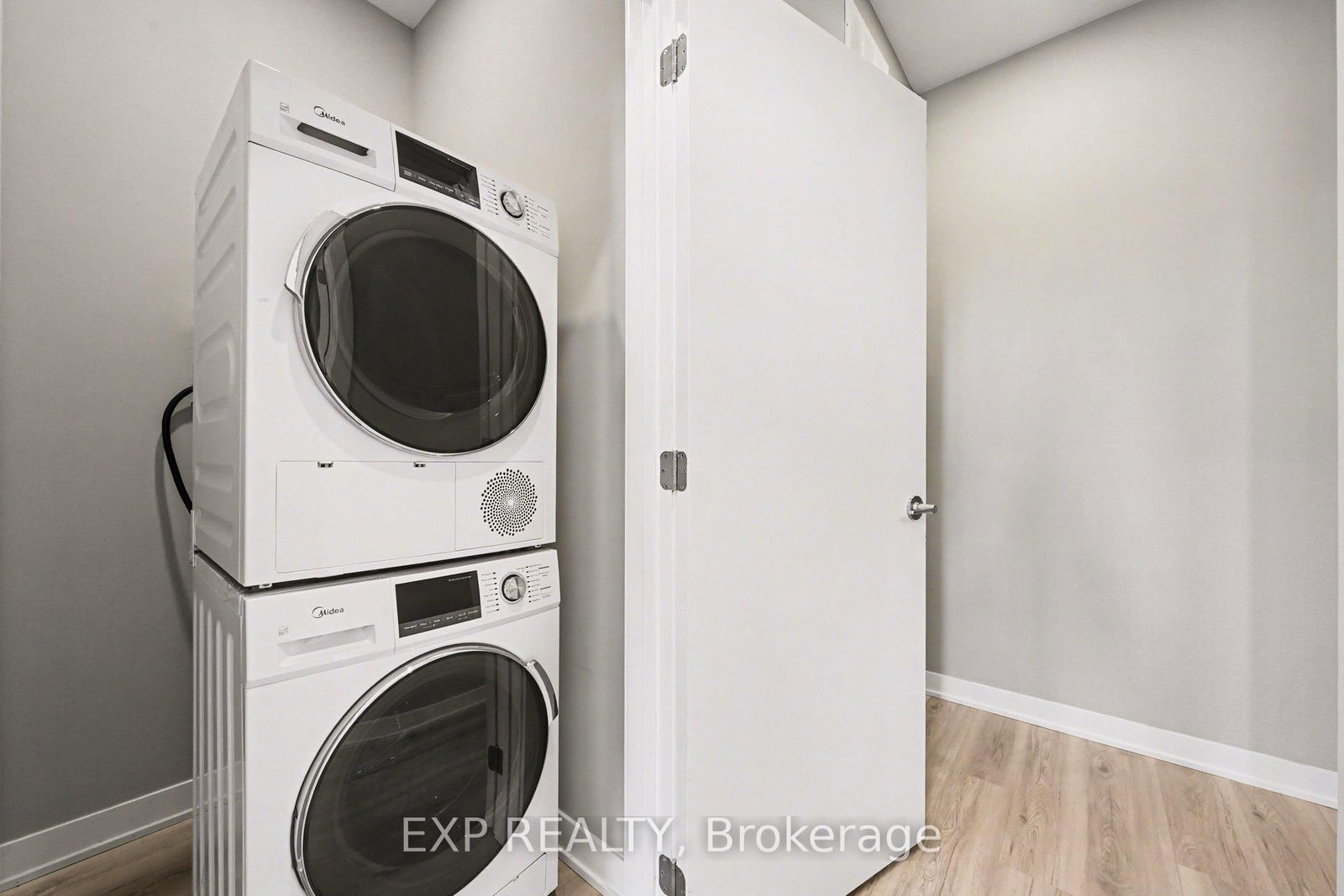 511 Southfield Way, Unit 511B - Photo 5